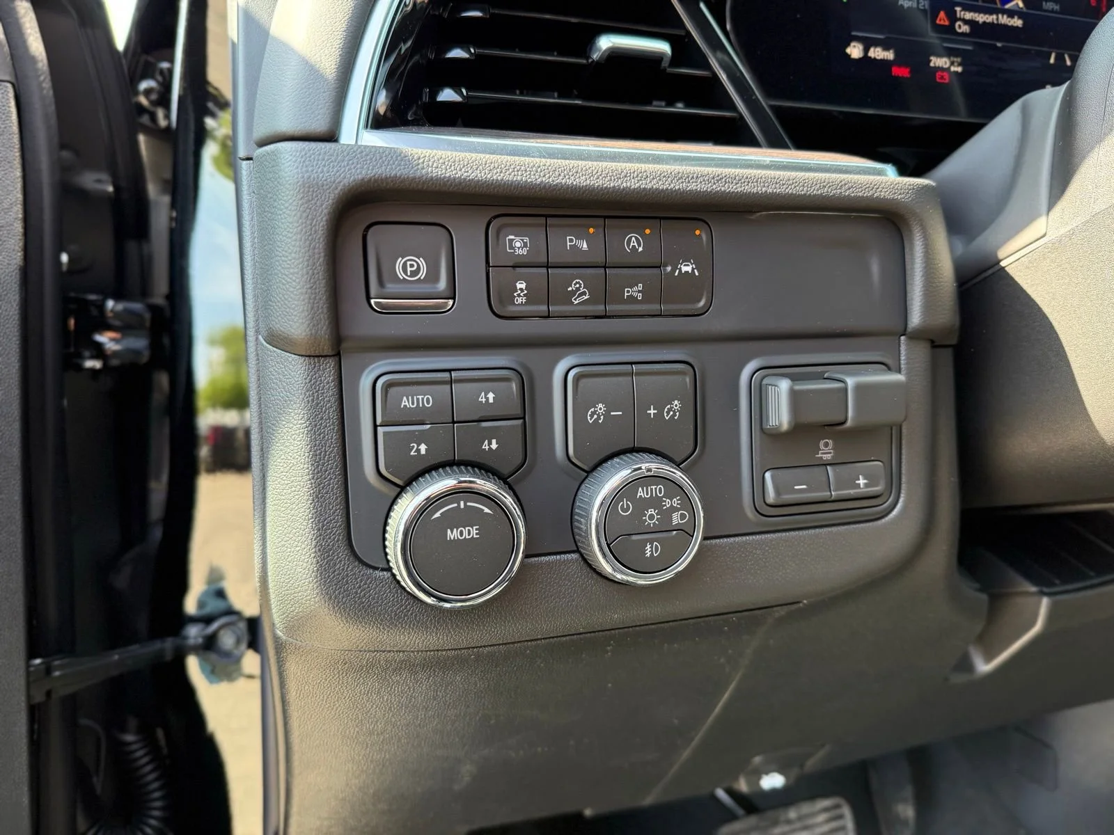 2026 Chevrolet Tahoe LT - Photo 31