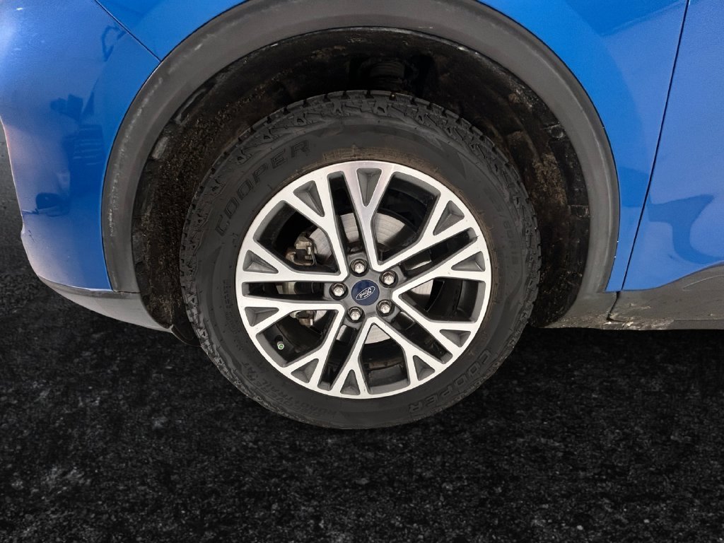 Used 2020 Blue Ford SEL image 23