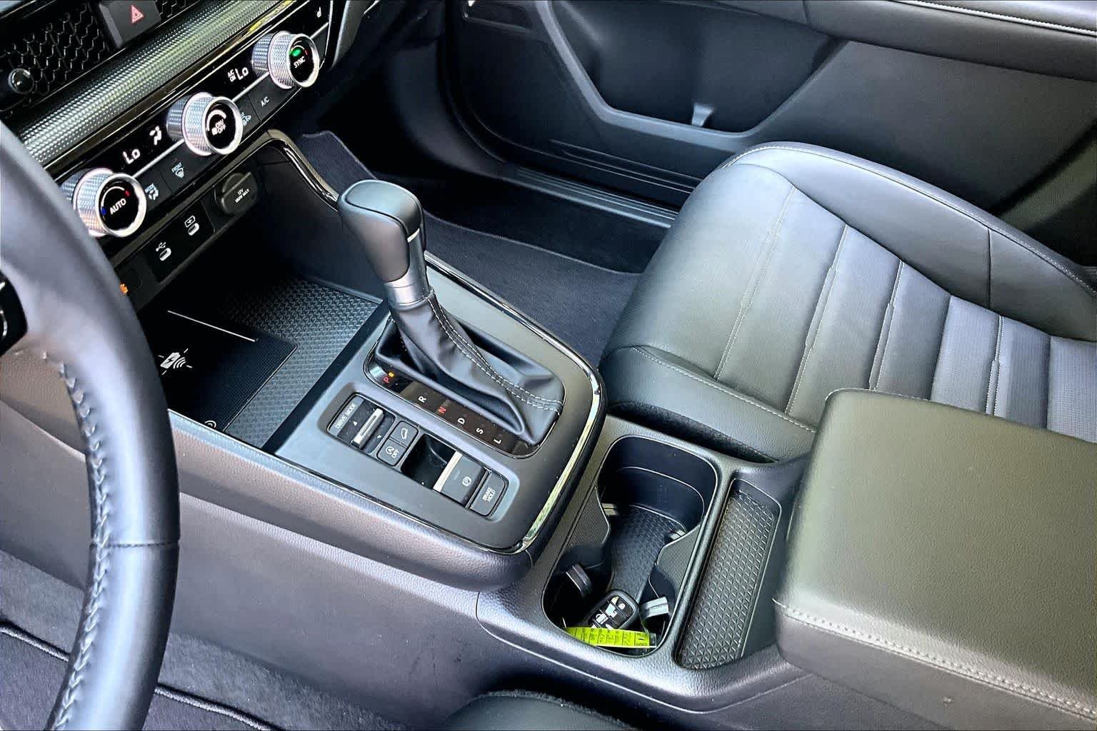 2026 Honda CR-V EX-L - Photo 16