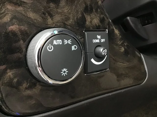 Used 2023 Bronze Chevrolet Explorer Limited SE image 22