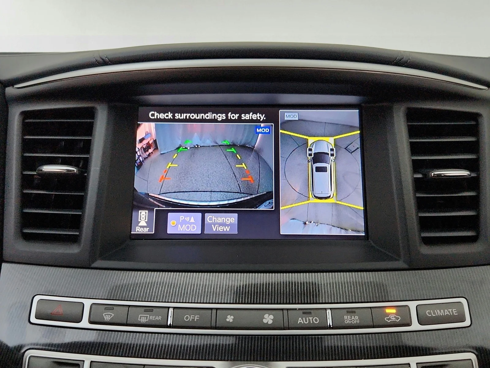 Used 2017 Graphite Shadow INFINITI  image 18