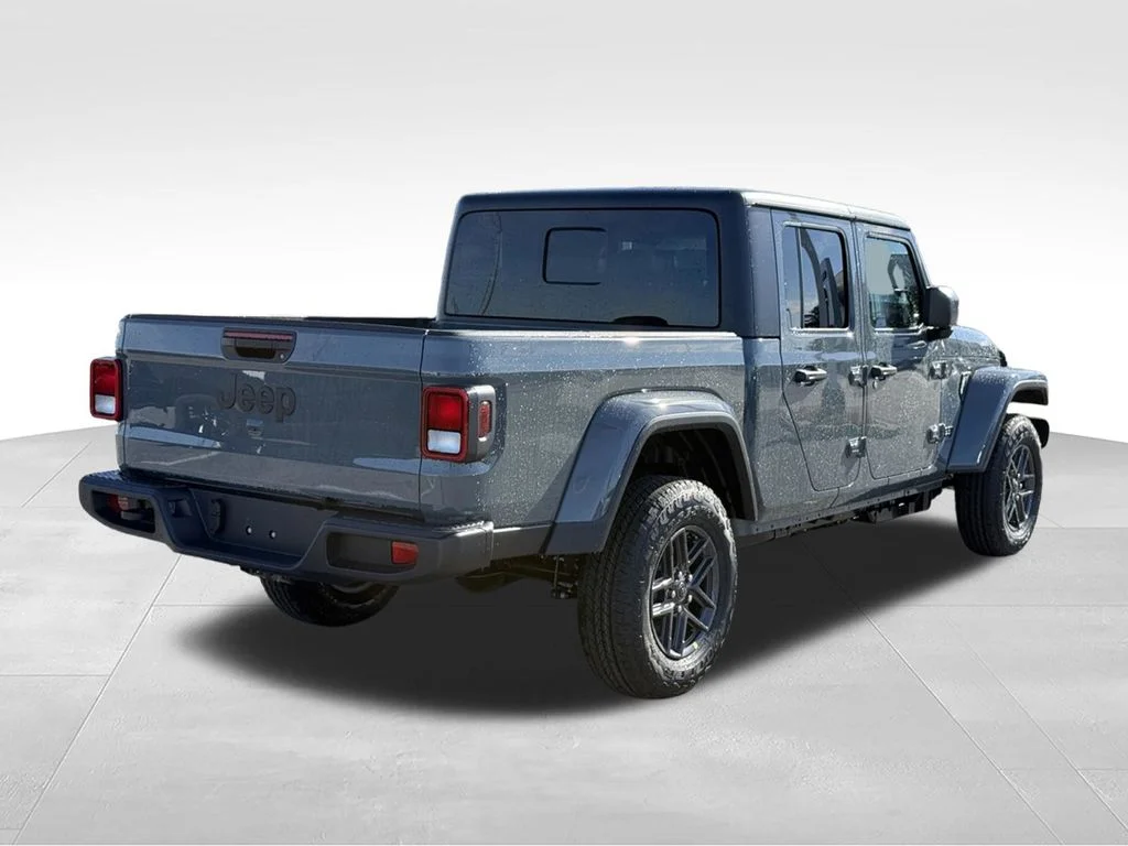 New 2026 Anvil Clear-Coat Exterior Paint Jeep Sport S image 6