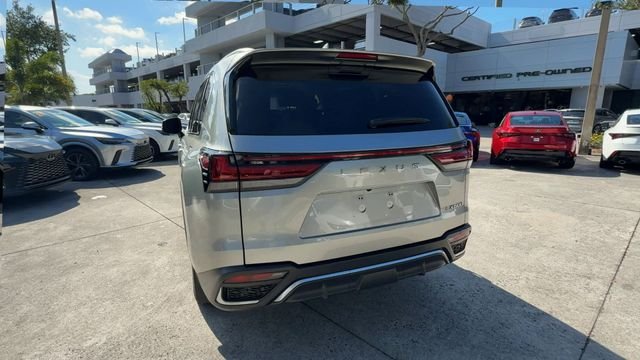2024 Lexus LX F-Sport - Photo 6