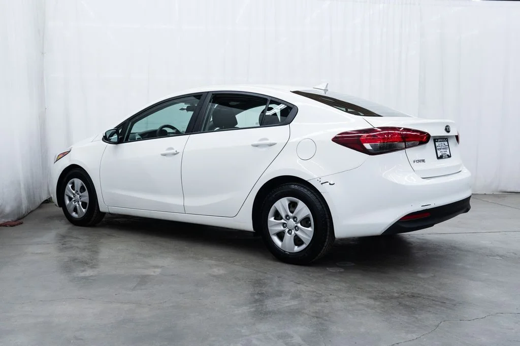 Used 2017 White Kia LX image 4