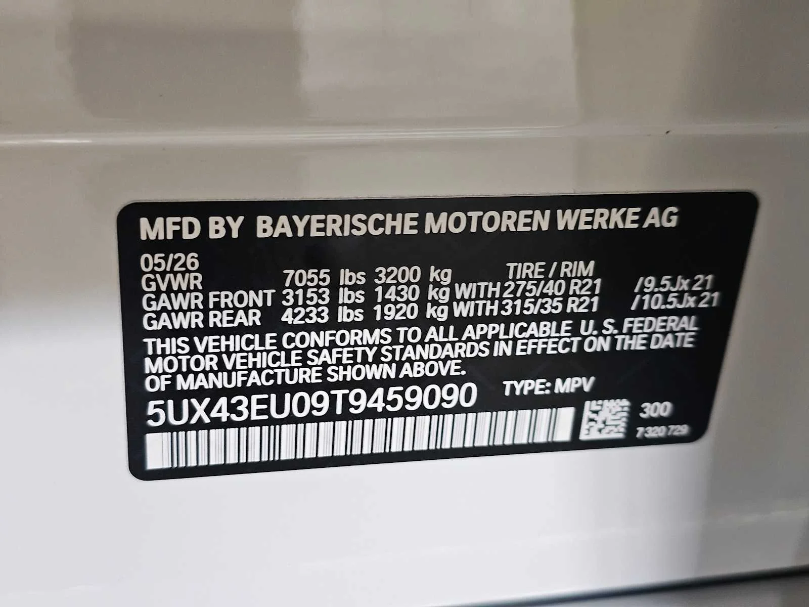 New 2026 Alpine White BMW xDrive50e image 36
