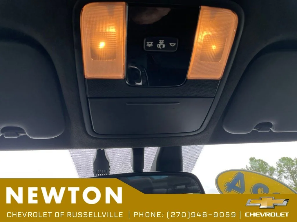 Used 2024 White Kia GT image 19