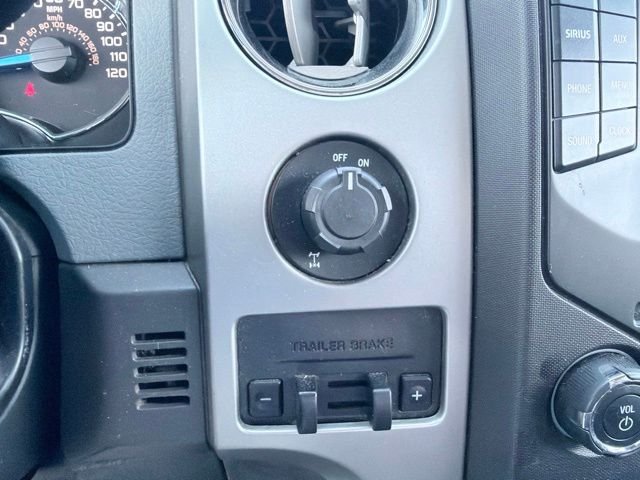 Used 2013 Blue Ford XLT image 18