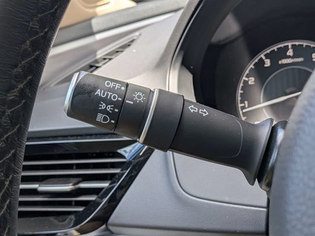 Used 2021 Red Acura Base image 33