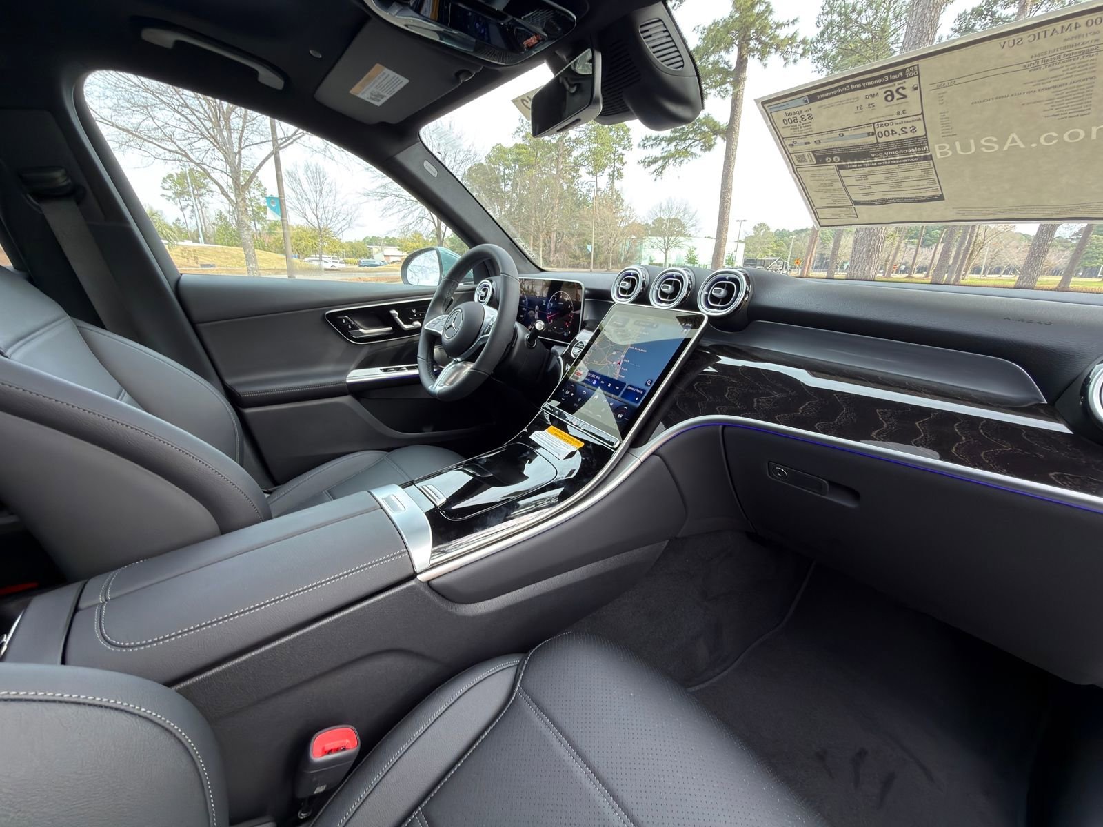 New 2026 Verde Silver Metallic Mercedes-Benz GLC 300 image 44