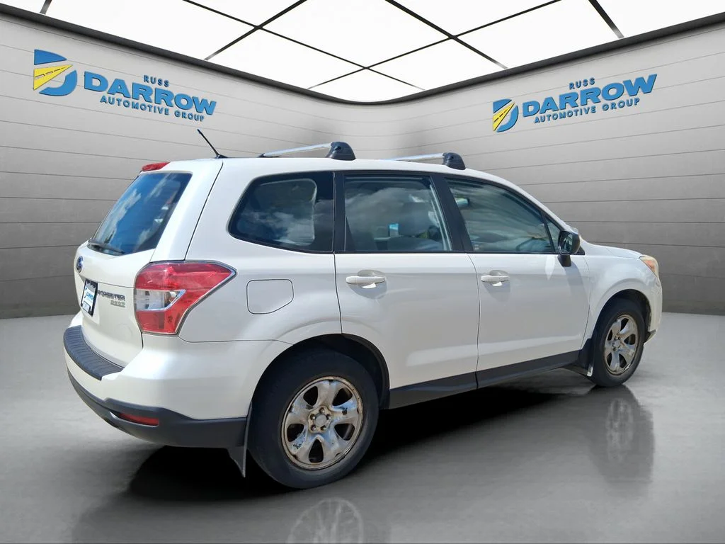 Used 2014 White Subaru 2.5i image 5