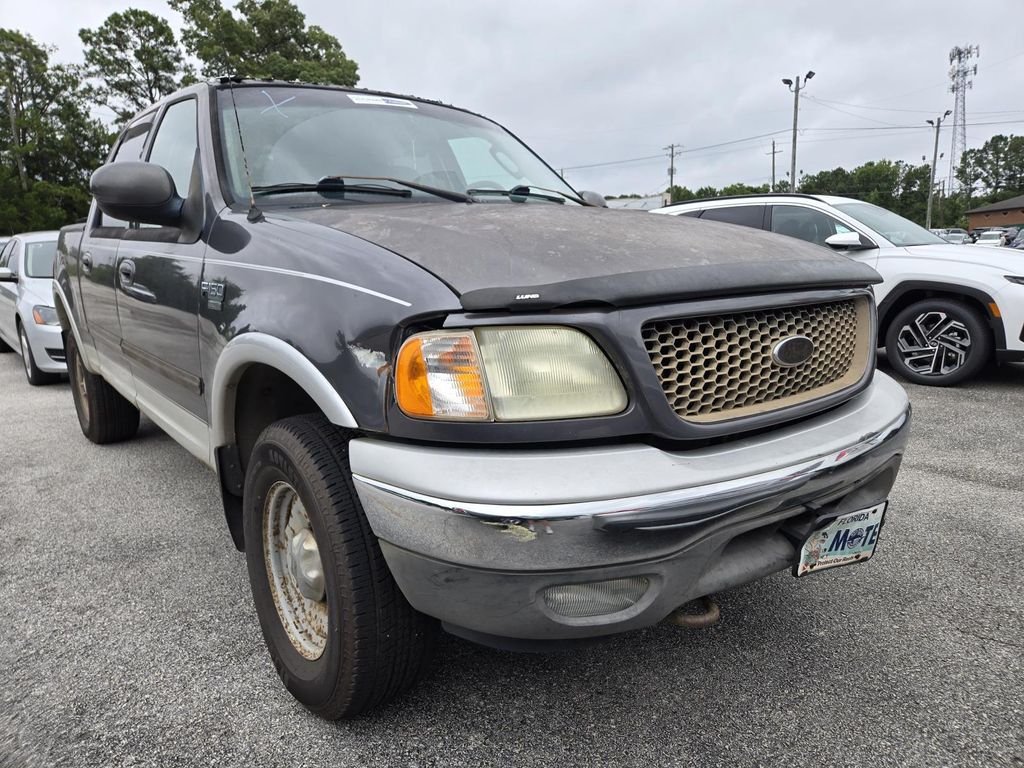 Used 2002 Gray Ford Lariat image 1