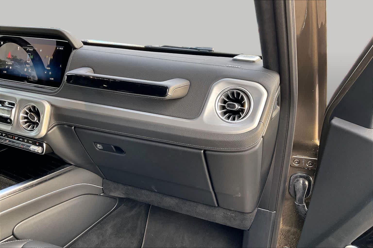 Used 2026 Indium Grey Mercedes-Benz G 550 image 18