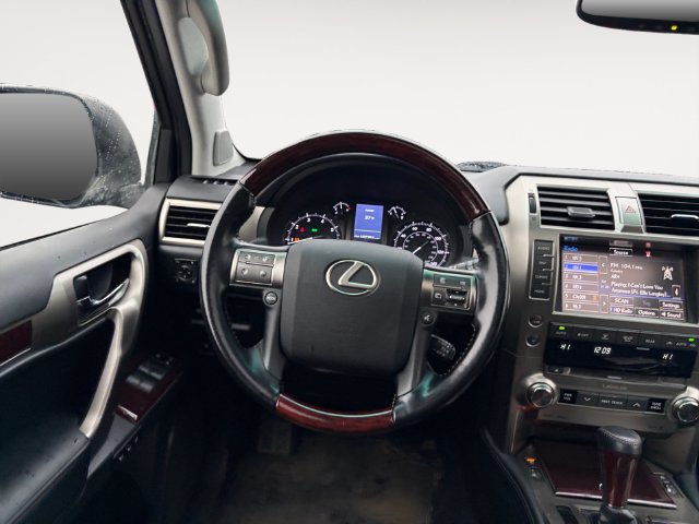 Used 2018 Gray Lexus 460 image 13