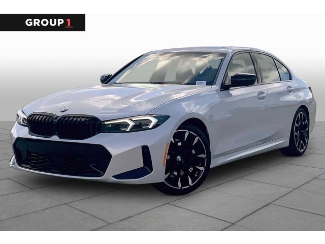 BMW 330i RWD Sedan