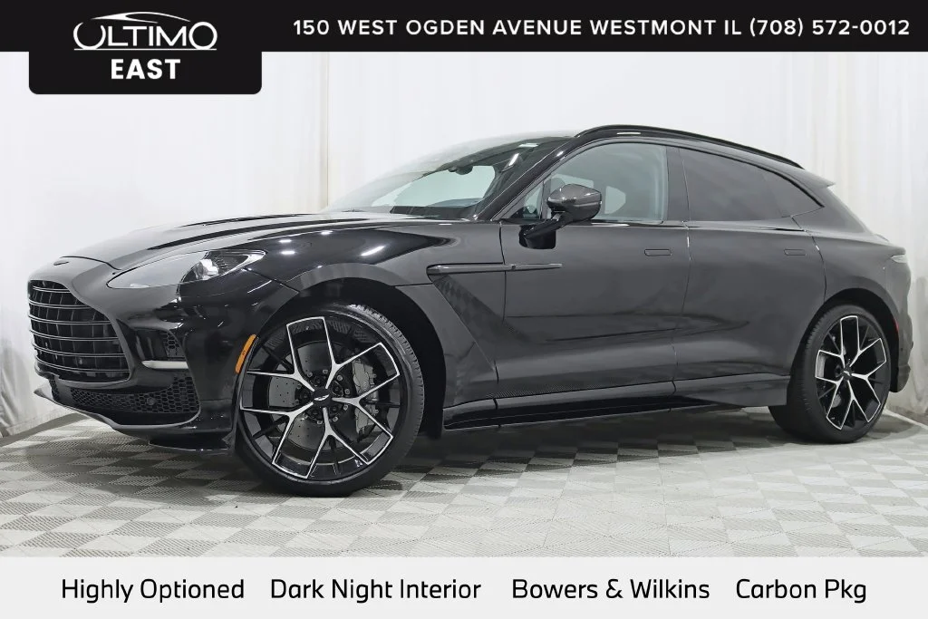 2025 Aston Martin DBX
