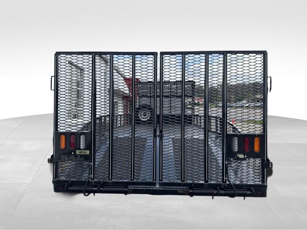 Used 2023 White Mercedes-Benz Standard Roof image 12