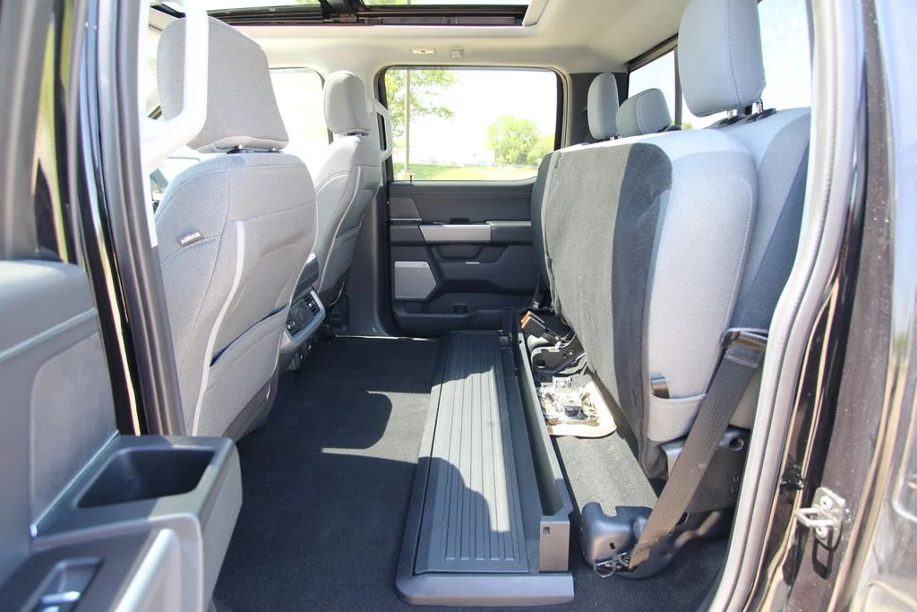 Used 2024  Ford XLT image 7