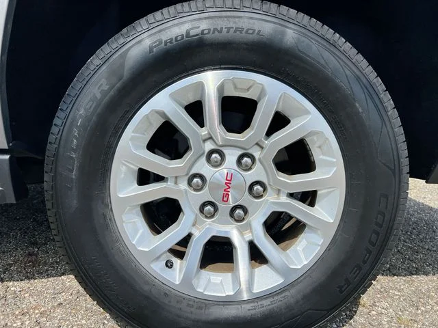 Used 2019 Gray GMC SLT image 21
