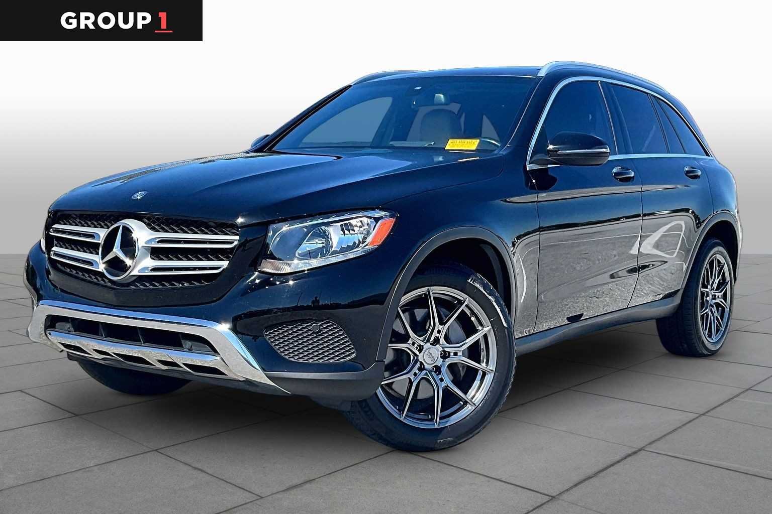 2017 Mercedes-Benz GLC GLC300's photo