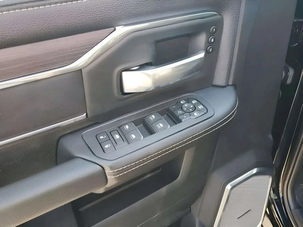 2025 RAM 2500 Laramie - Photo 70