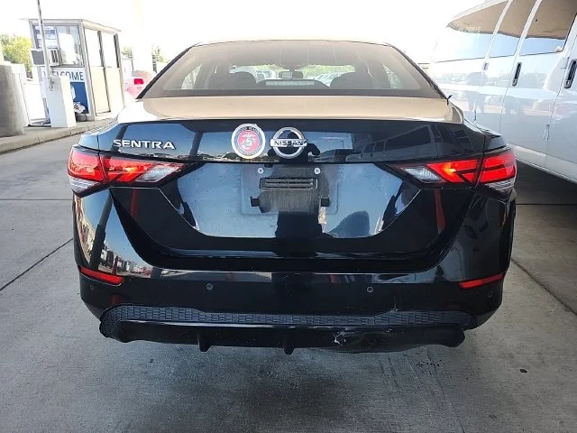 Used 2021 Black Nissan S image 5