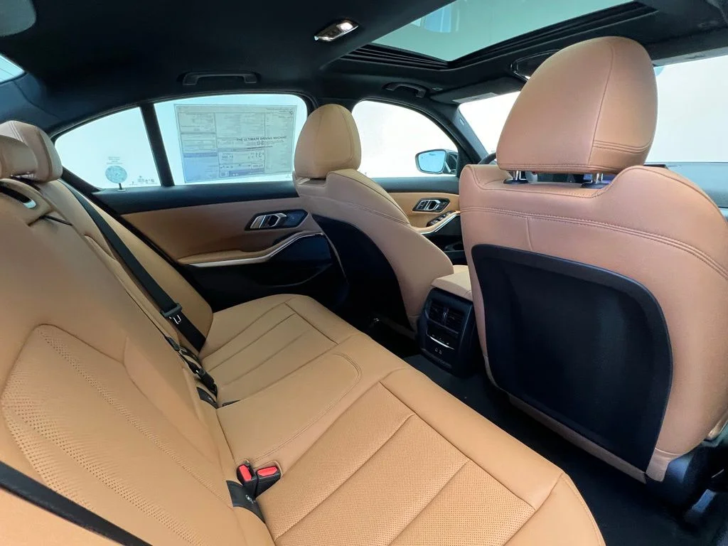 2026 BMW 3 Series 330i - Photo 8