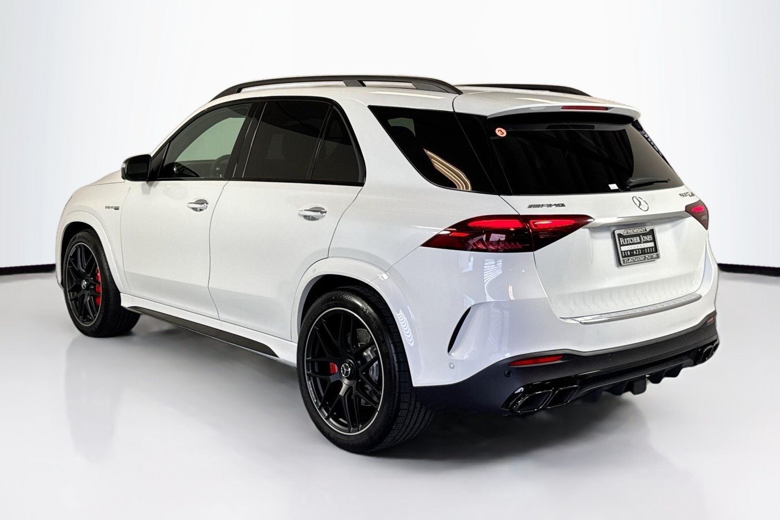 New 2026 MANUFAKTUR Moonlight White Metallic Mercedes-Benz AMG® GLE 63 S image 7