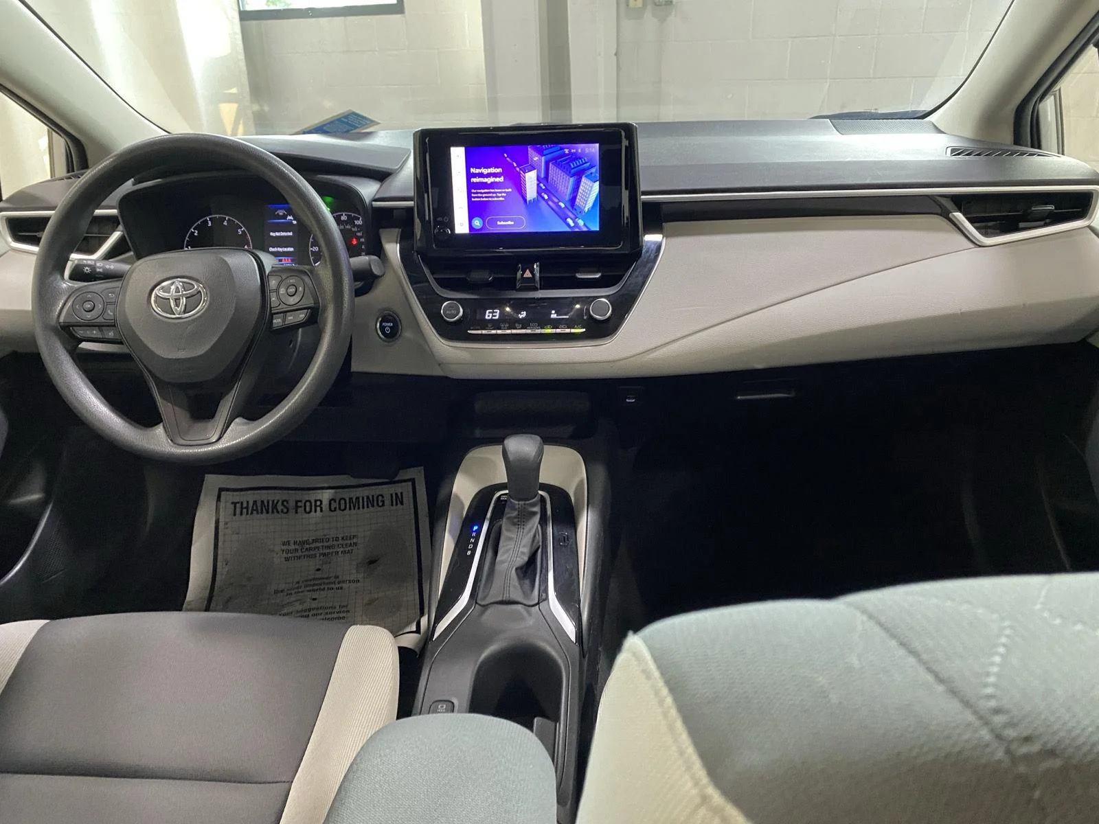 Used 2024 Classic Silver Metallic Toyota Hybrid LE image 13