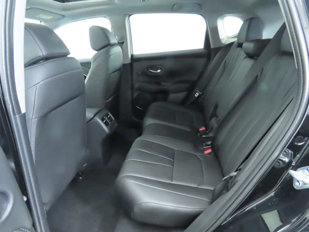 2025 Acura ADX Base - Photo 23