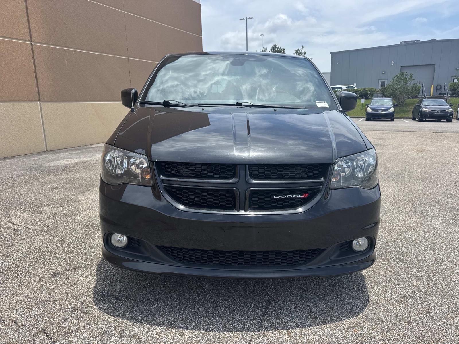 Used 2019 Dodge Grand Caravan GT with VIN 2C4RDGEG4KR717228 for sale in D'Iberville, MS