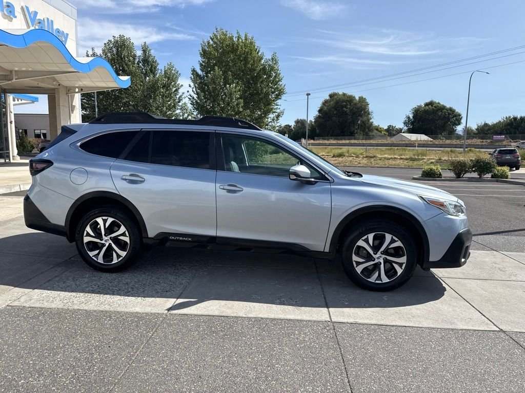 Used 2020 Ice Silver Metallic Subaru Limited image 4