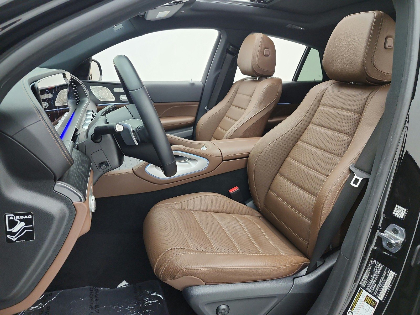 Certified Used 2025 Obsidian Black Metallic Mercedes-Benz GLE 450 4MATIC® Coupe image 13