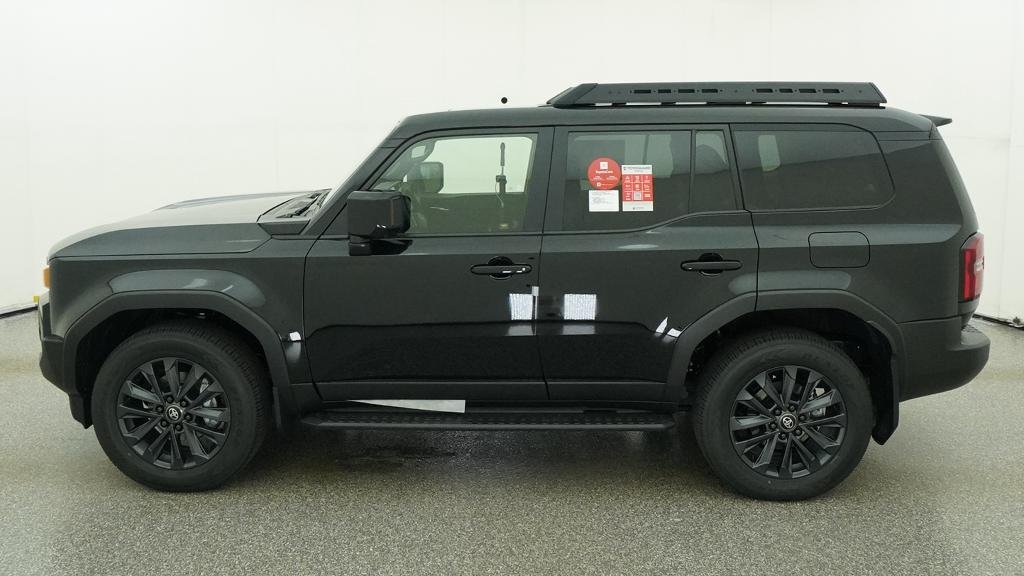 New 2027 Inked Toyota Land Cruiser image 33