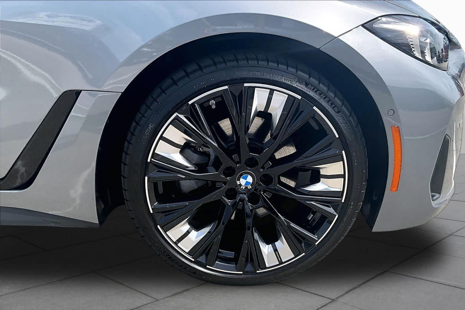 Used 2025 Skyscraper Grey Metallic BMW 430i image 10