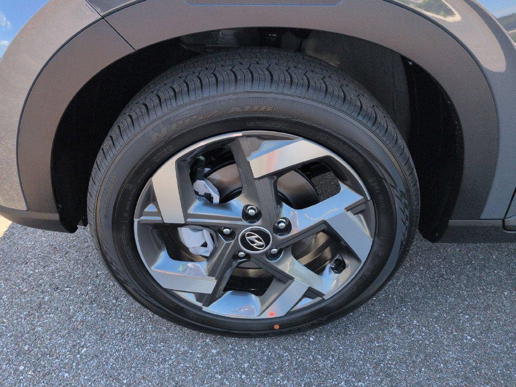New 2026 Gray Hyundai SEL image 13