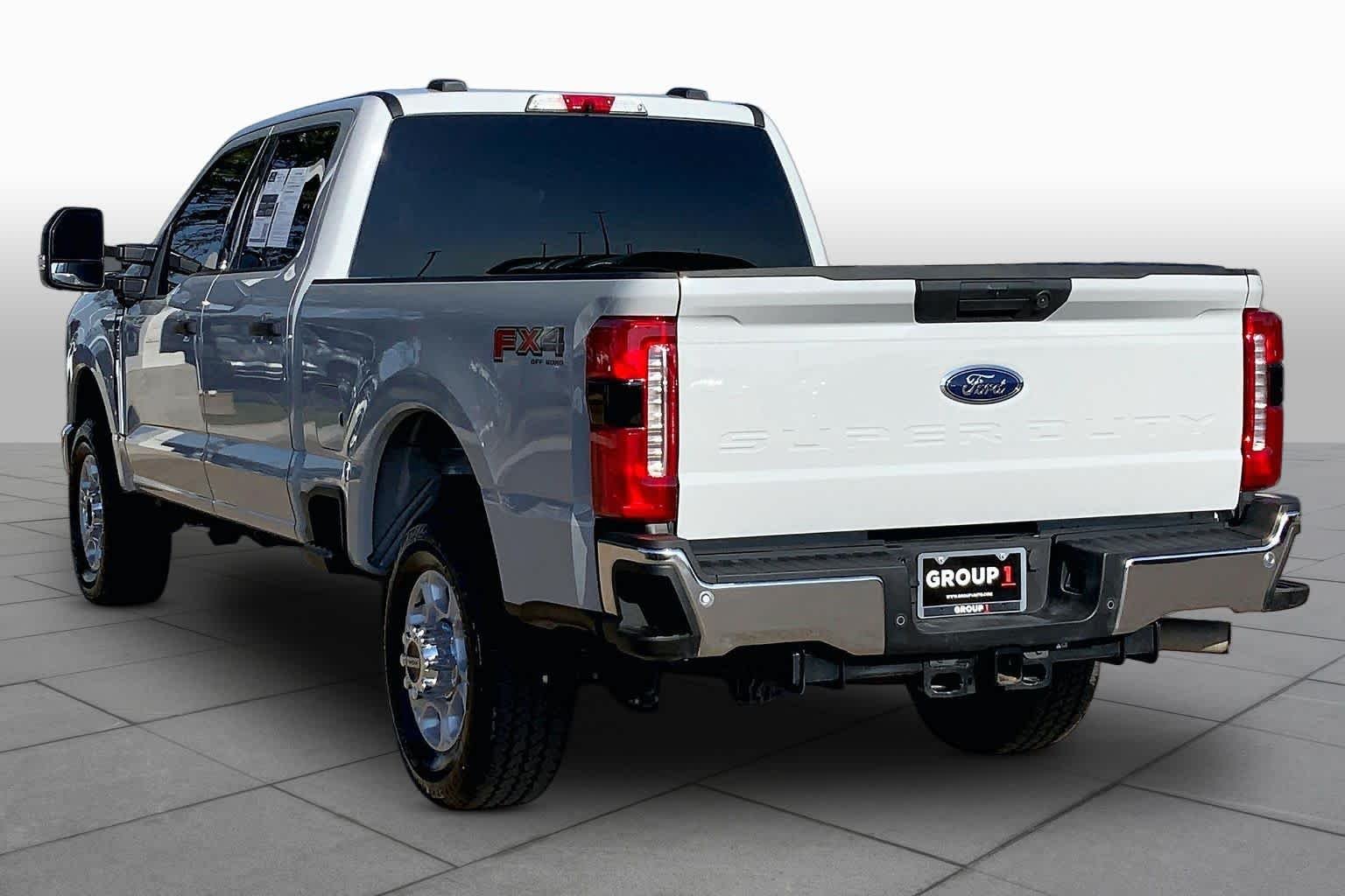 Used 2025 Avalanche Ford XLT image 12