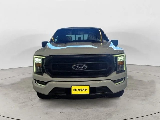 Certified Used 2023 Oxford White Ford XLT image 2