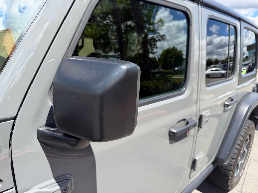Used 2023 Gray Jeep Rubicon 4xe image 9