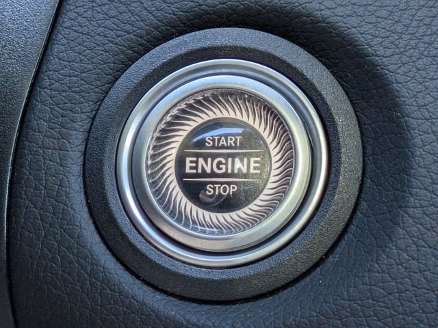 Used 2022 Gray Mercedes-Benz GLC 300 image 31