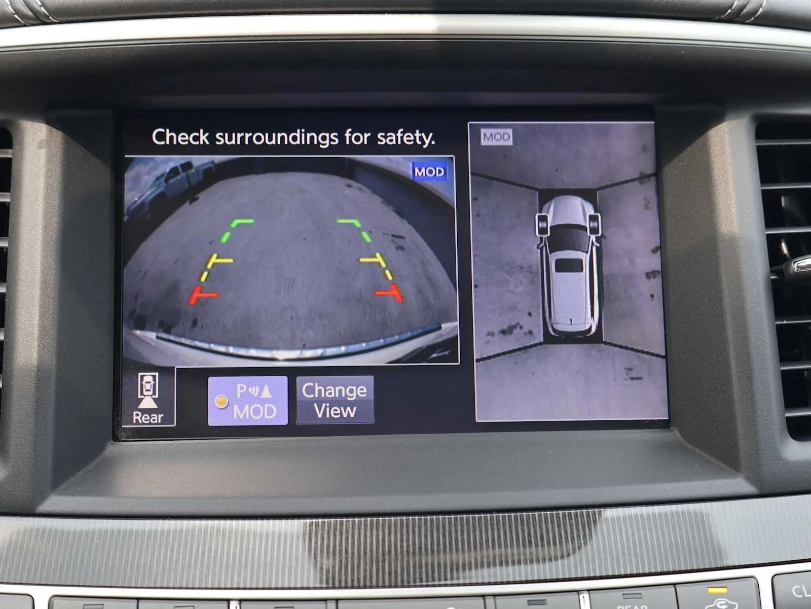 Used 2019 Majestic White INFINITI LUXE image 19