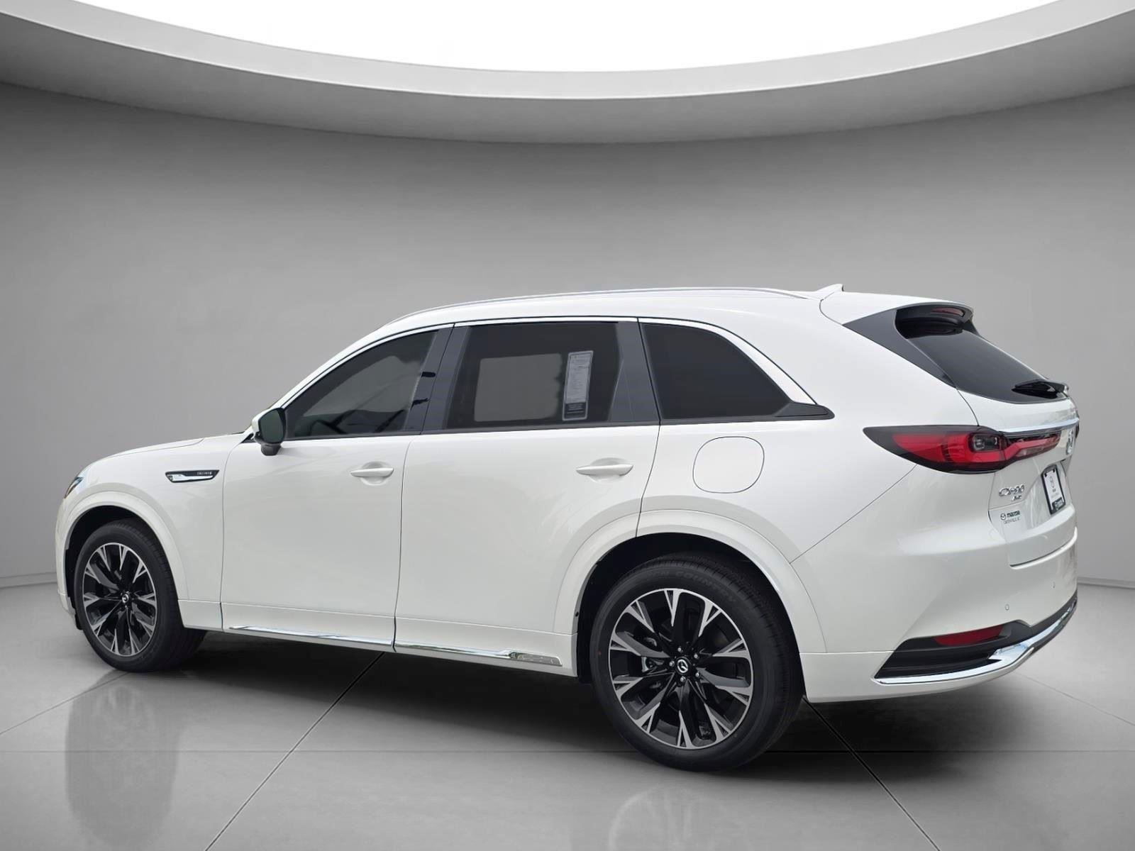 New 2026 Rhodium White Premium Mazda 3.3 Turbo S Premium Plus AWD image 3