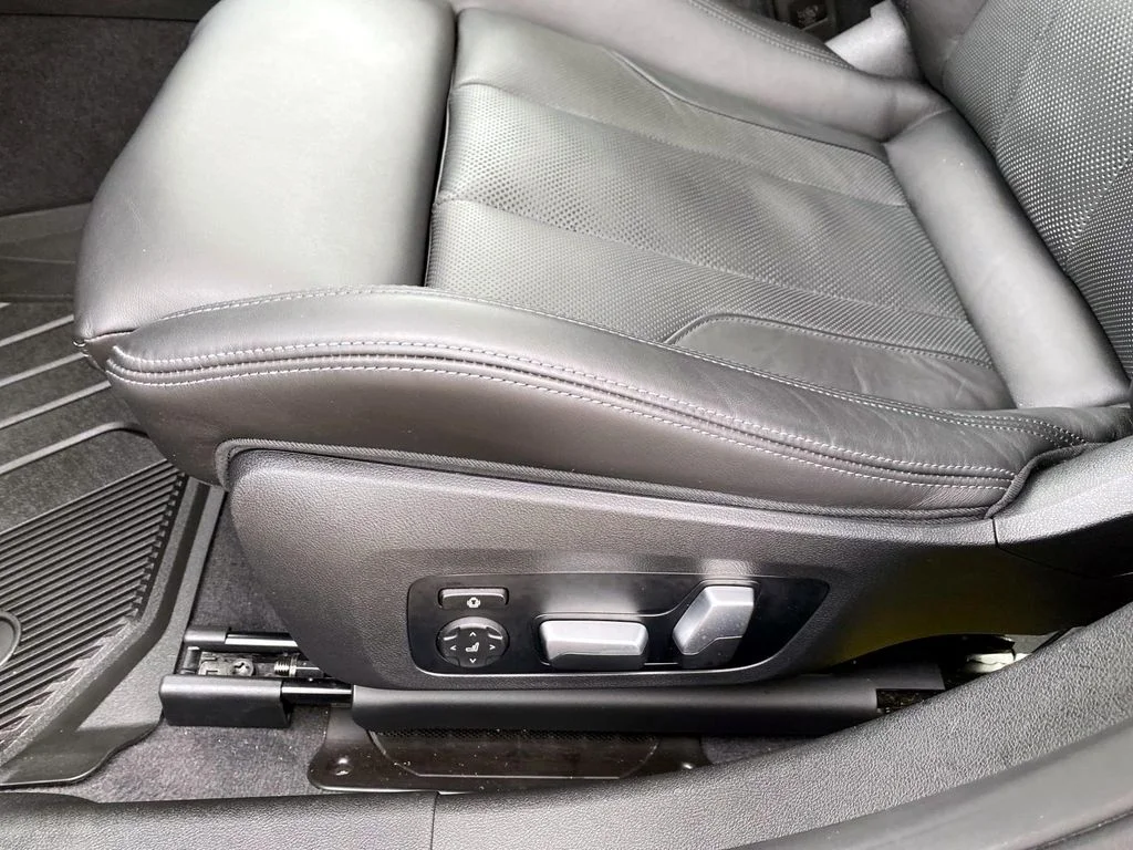 Used 2023 Gray BMW Competition image 23