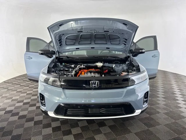 Used 2025 Gray Honda Touring image 14