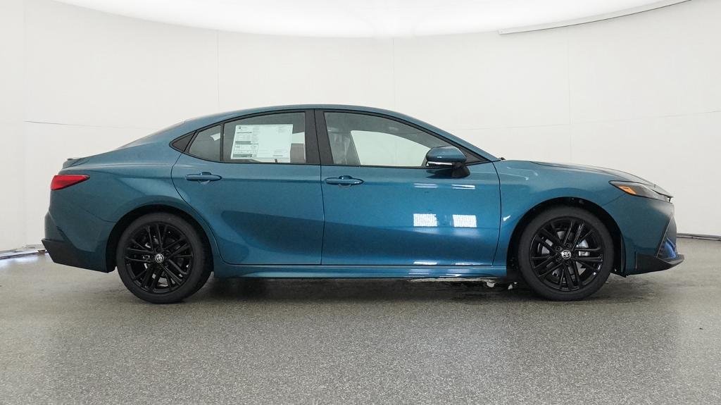 New 2026 Ocean Gem Toyota SE image 13