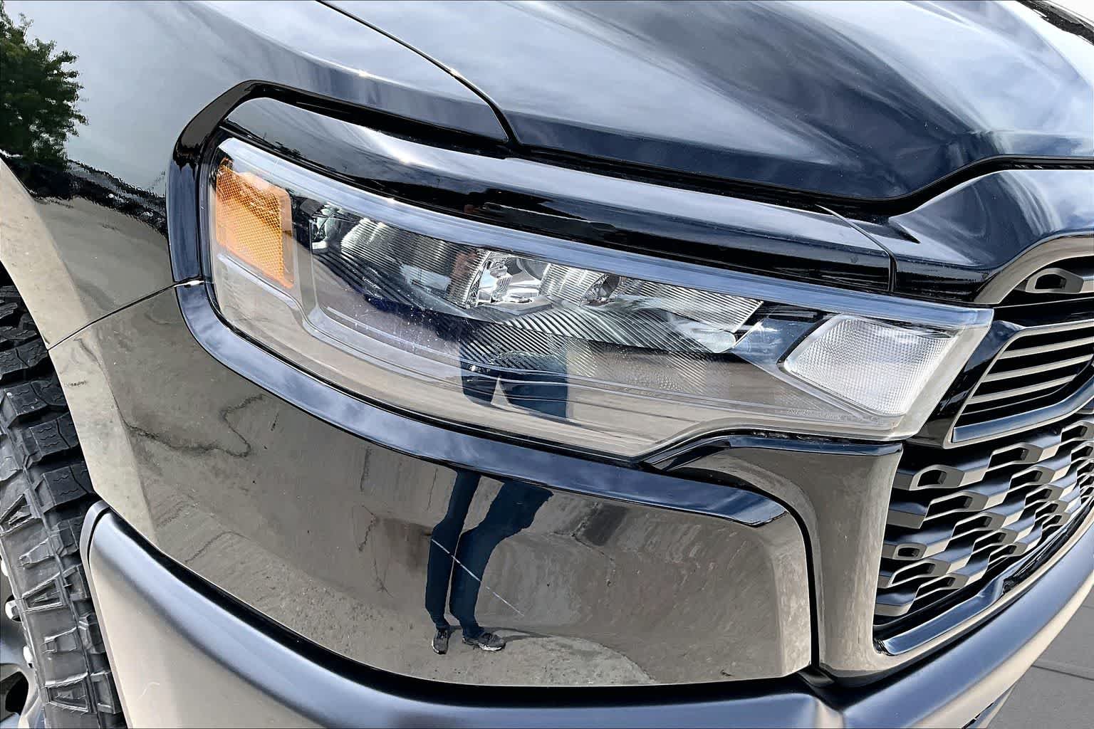 New 2026 Diamond Black Crystal Pearl-Coat Exterior Paint RAM Warlock image 13