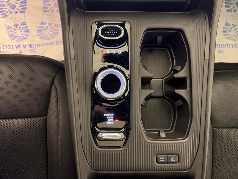Used 2026 Blue Jeep Overland image 32