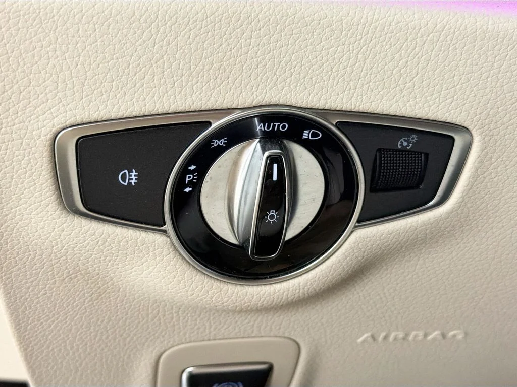 Used 2019 Dune Silver Mercedes-Benz E 450 image 11