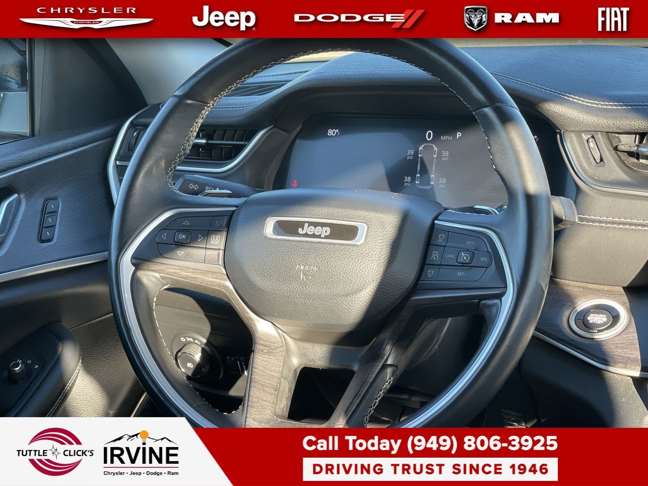 Used 2022 Diamond Black Crystal Pearlcoat Jeep Limited image 18