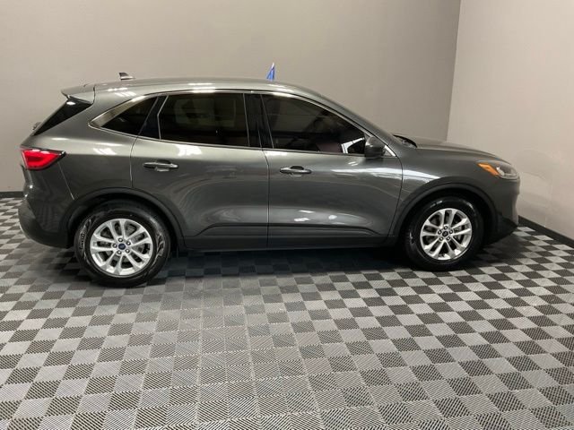 Certified Used 2020 Dark Persian Green Metallic Ford SE image 7