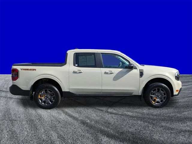 Certified Used 2024 Terrain Ford Lariat image 3